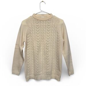Vintage 70’s Cream Cable Knit Crew Neck Sweater (no tags) Size S/M